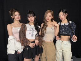 พยากรณ์ความฮอต 6 เมษานี้ #KISSROADinBANGKOK ปรอทแตกแน่! สแตนด์บายรถดับเพลิงรอรับ 4 สาว KISS OF LIFE ตัวมัมเจน 5 ได้เลย
